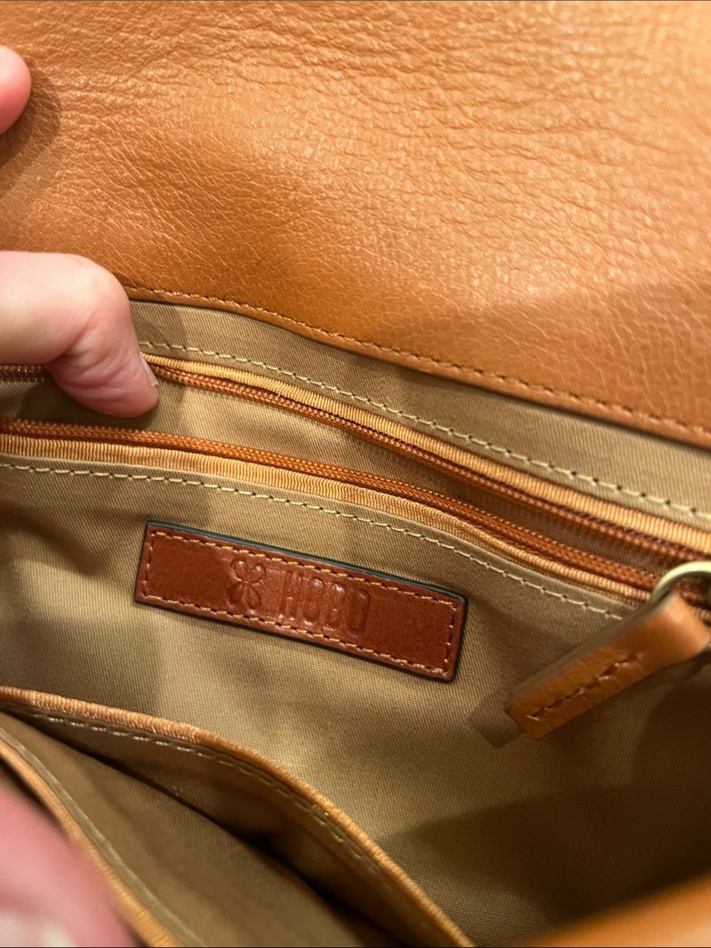 Hobo  Woven Crossbody Bag in Tan - Picture 3 of 8